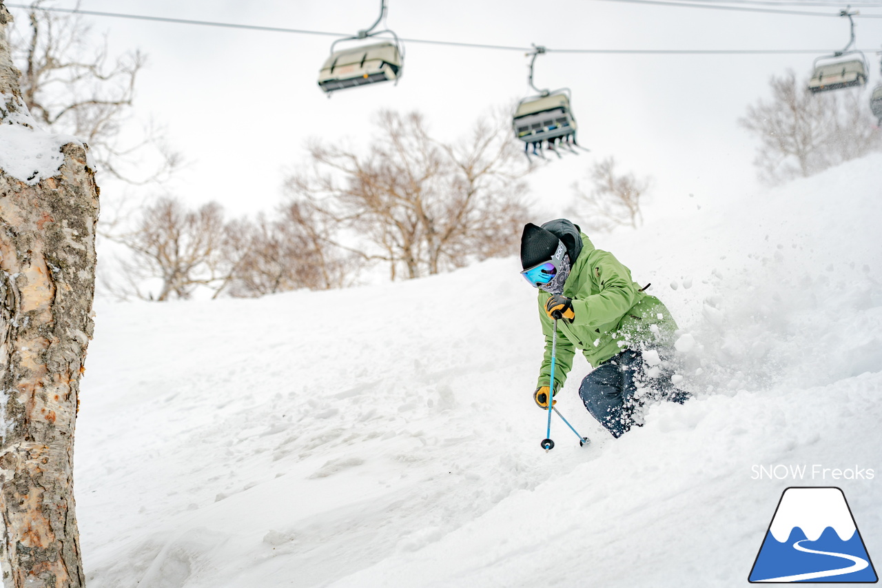 サッポロテイネ｜今シーズンは春セッション！プロスキーヤー・谷藤昌司さんと滑る１日。まさかのパウダー？！
